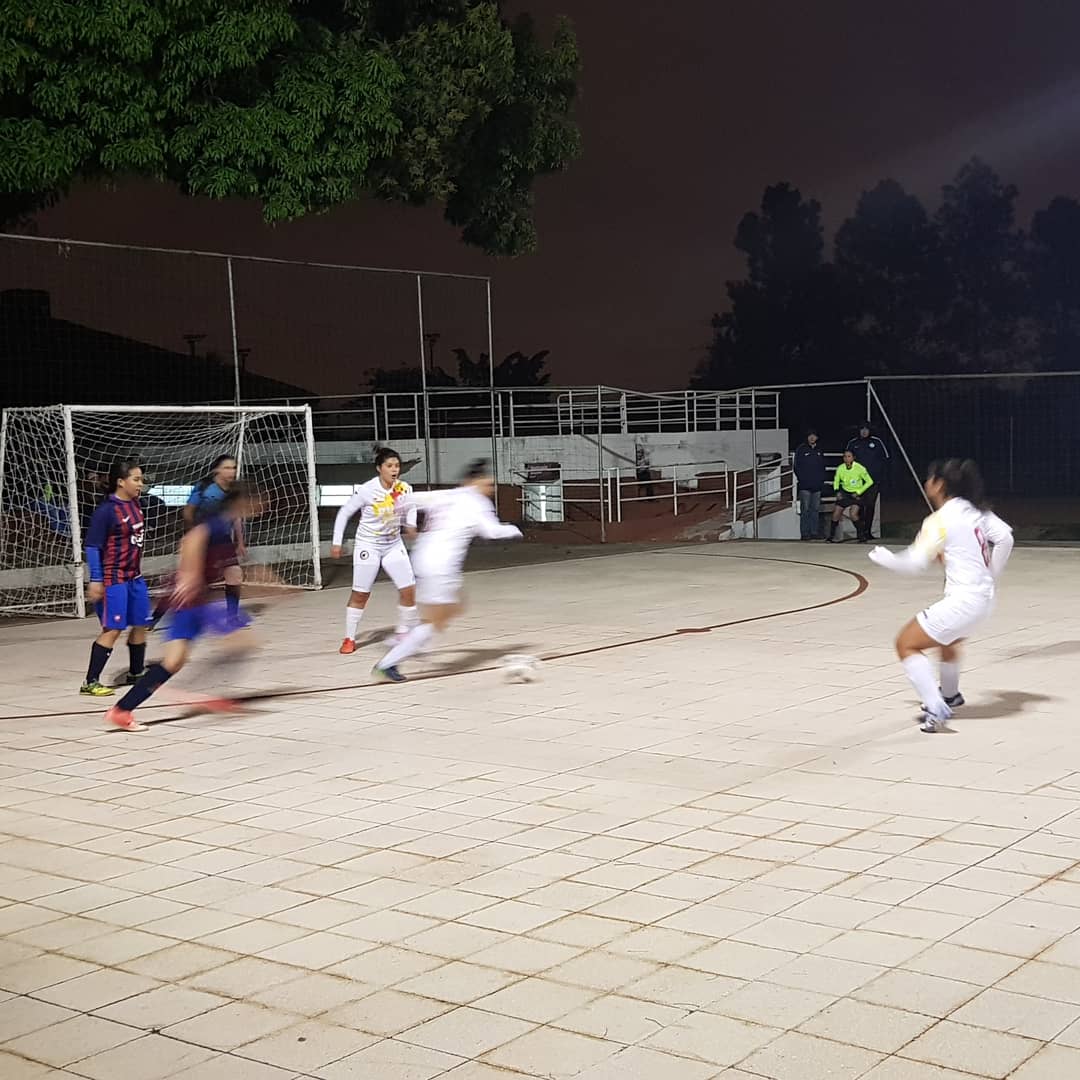 uaafutsalfem's tweet photo. 📸 Pasajes de UAA vs Cerro Porteño #FutsalFIFAFem https://t.co/qSdnYjz2Z3