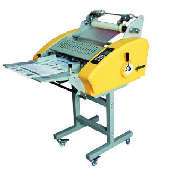ruicaibinder's tweet image. Ruicai is professional paper cutter,book binding machine, roll laminator manufacturer #guillotine ,#laminator ,#gluebindingmachine