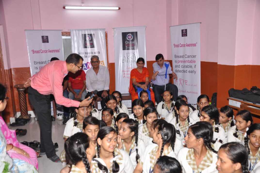 VikashKAgarwal's tweet photo. 208th #Cancer #Awareness and #prevention #program for Balkishan Vitthal Vidyalaya for girls in Rajbari Newton bulb https://t.co/MO1YfzgWOr