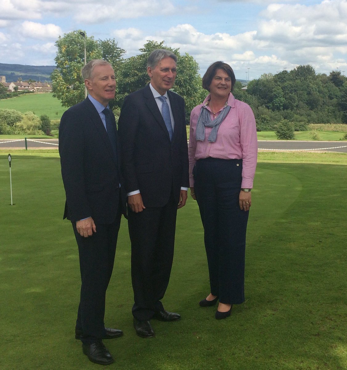endamcclafferty's tweet photo. .⁦@DUPleader⁩ welcomes the Chancellor to Roe Valley with the local DUP MP Gregory Campbell https://t.co/v0aeJoWHah
