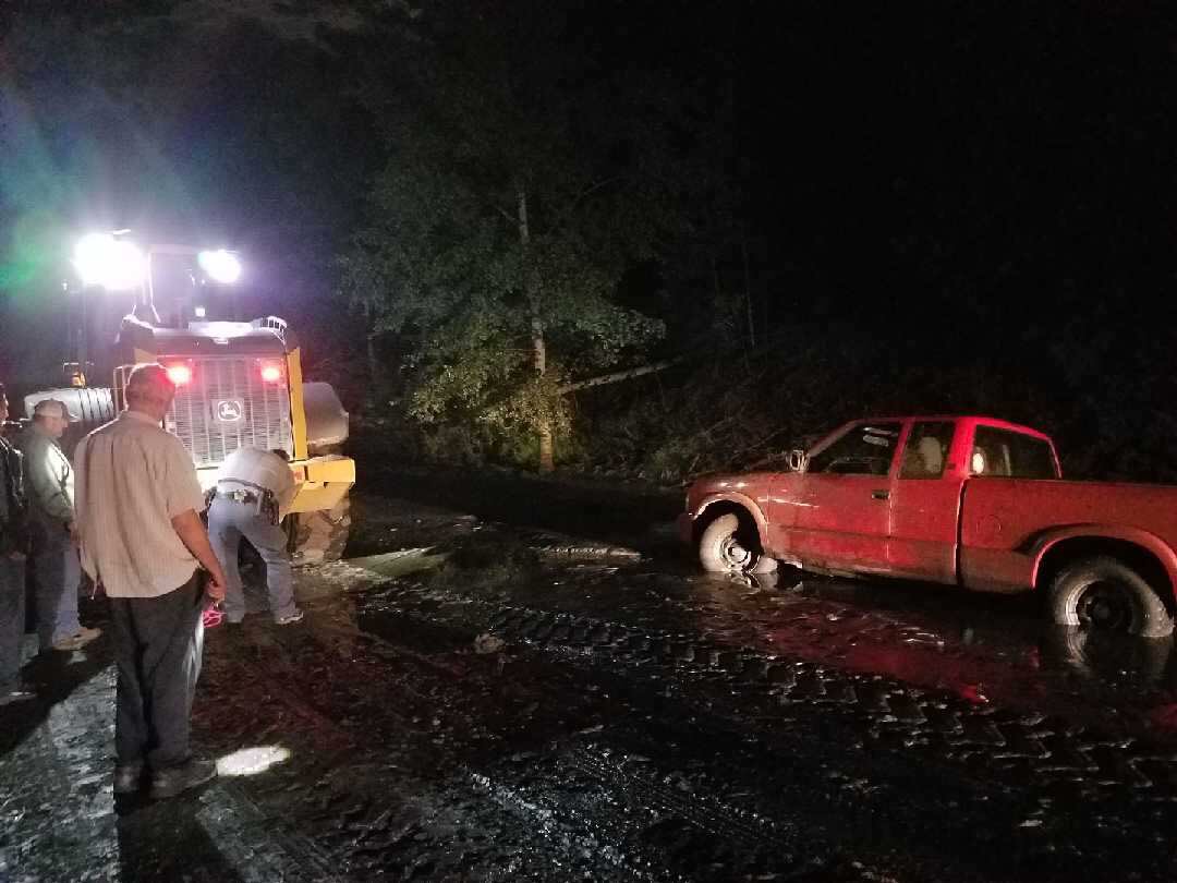 coem_SLVFM's tweet photo. Emergency Management 24/7 #springfire2018 #costillacountyEM #flashflooding https://t.co/c6CzOjlwjb