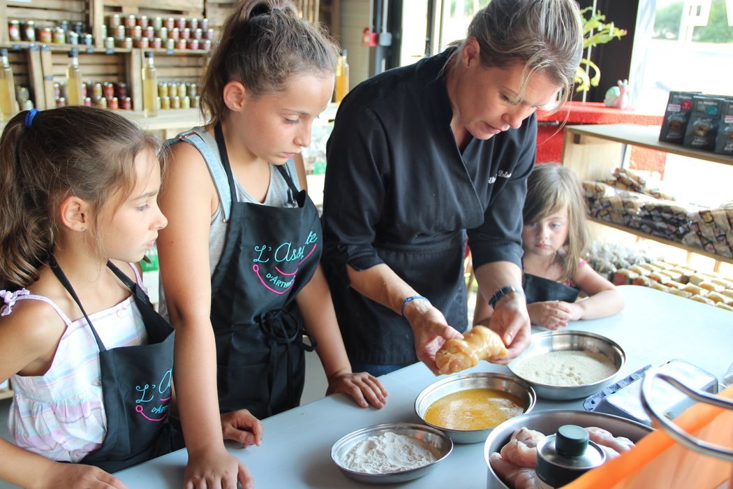 lejdc_fr's tweet photo. Apprendre à devenir un petit chef grâce à un cours de cuisine pour enfants à Nevers. https://t.co/9E4fnbu1vj https://t.co/njlmHKjAHe