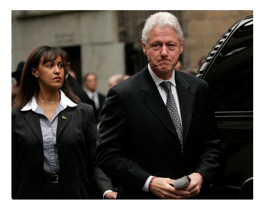 (6) Not easy to find, Bill Clinton quietly attended her funeral