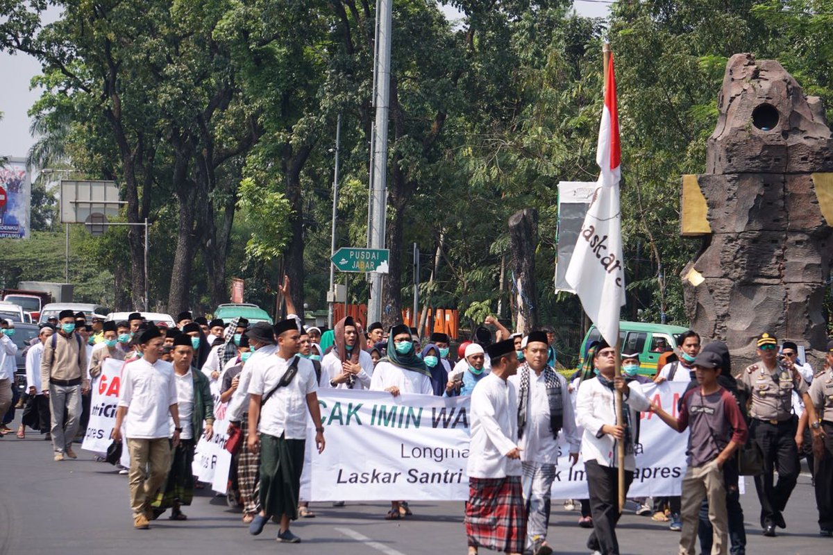 saidalpane's tweet photo. Santri dan warga NU serta seluruh warga Indonesia menginginkan jokowi - cak Imin memimpin indoneia
#JokowiCakimin
#CakiminWapresHargaMati
#LongmarxhSantriCiamisJakarta https://t.co/XBGjHveaad