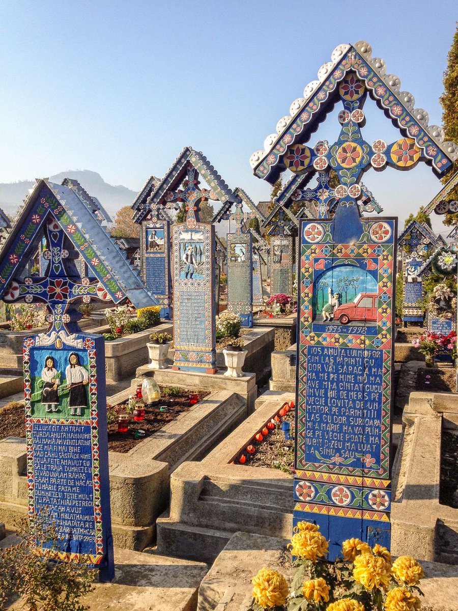 DictWalking's tweet photo. Merry Cemetery: This cemetery in the village of Săpânța, Maramureş county, Romania...
More: https://t.co/TUjCMDErdS
#trave #walkingdict #voyage #romania #maramures #cemetery #merrycemetery https://t.co/XghCcPCCnZ