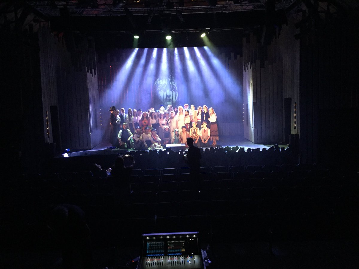 production_brad's tweet photo. Les mis is now over. Was such a good show to work on. Gonna miss working with the crew and drill hall staff. Now to prepare for uni @BackstageAcad can’t wait. #BelongBackstage https://t.co/05l59k1ViM