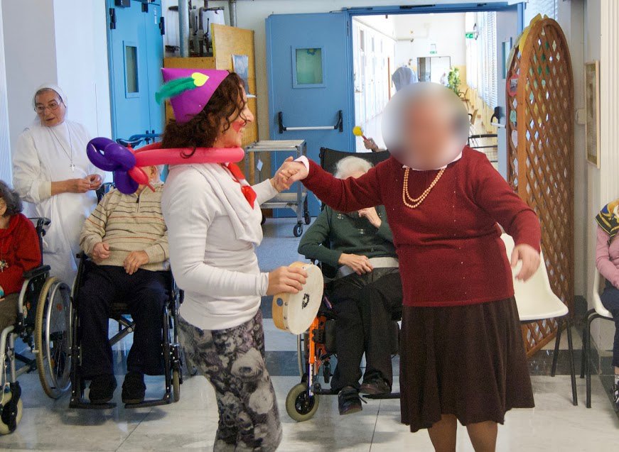 ettillesum's tweet photo. un'anno pieno di incontri di gioia e amore; se vuoi saperne di più https://t.co/jcYiabs2Cq e se vuoi partecipare a una giornata del cuore scrivi a ettillesum@yahoo.it #volontariato #anziani #RSA #amore #cuore #emarginazione #giovani #tempolibero https://t.co/9SgSkAlau6