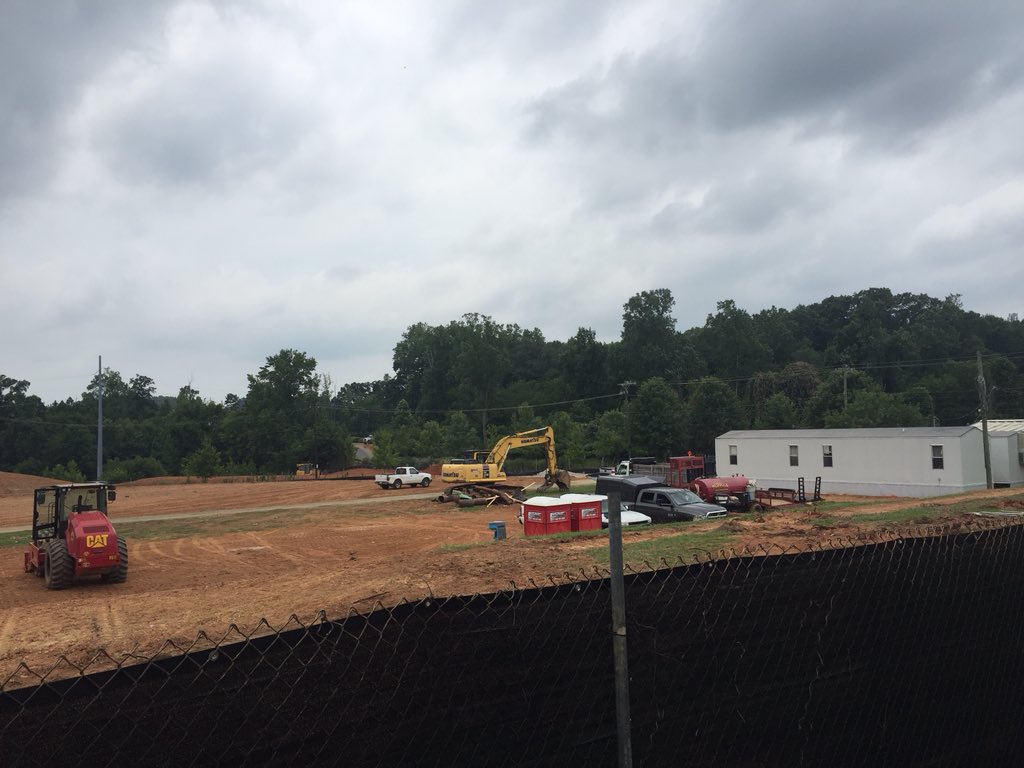 DavidsonK_8's tweet photo. Enjoy some K-8 Construction pics! #DESTigers #TeamCMS https://t.co/FSeOQmq7DC