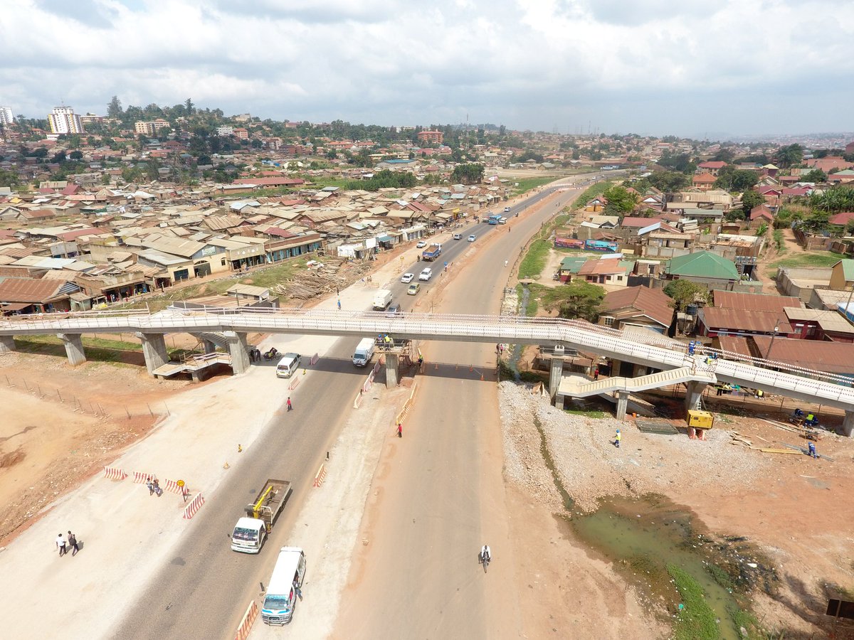 UNRA_UG's tweet photo. Completed Footbridges on the Kampala Northern Bypass at Kyebando and Kisaasi Roundabouts. #UNRAat10 #UNRAWorks https://t.co/VdBSHMZJkc