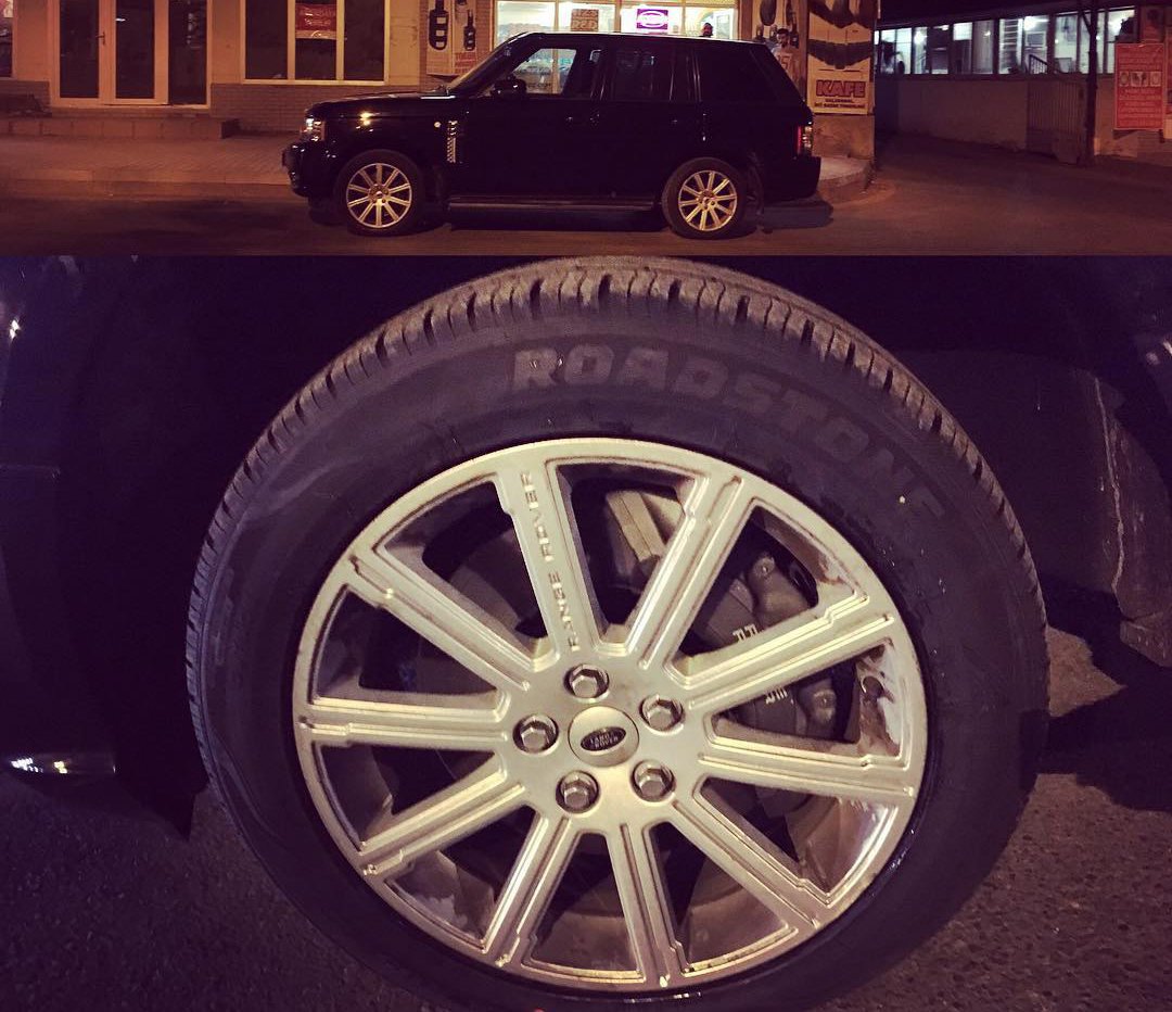 Premium’lar #DoğruLastik tercih eder!

#RangeRover #RangeRoverVogue #RR #LandRover #SUV #SUVlife #Luxury #premium #Roadstone #RoadstoneTyre #RoadstoneTire #RoadstoneTyres #RoadstoneTires #lastik #Çarşamba #Wednesday #cars #instacars #fun #joy #offroad #offroaderlife #4x4