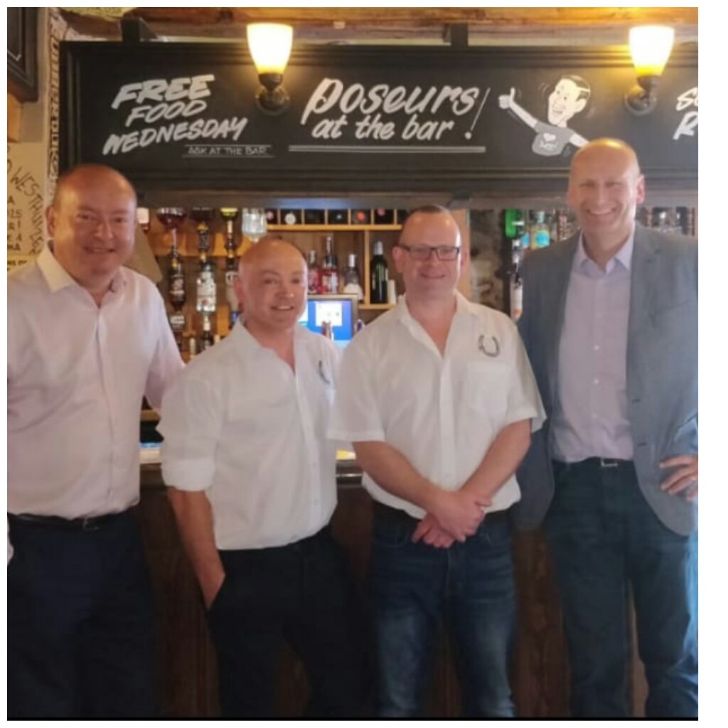 Nice visit from some of the #pub industry bigwigs desperate to be #PoseursAtTheBar following on from our @eilive18 #award 💪💪Great to have you here Richard & Kim 🍻 @boonster2020 #Dover @ThePubChampion @ProtectPubs @doverexpress @destdover @VisitKent @VisitDover