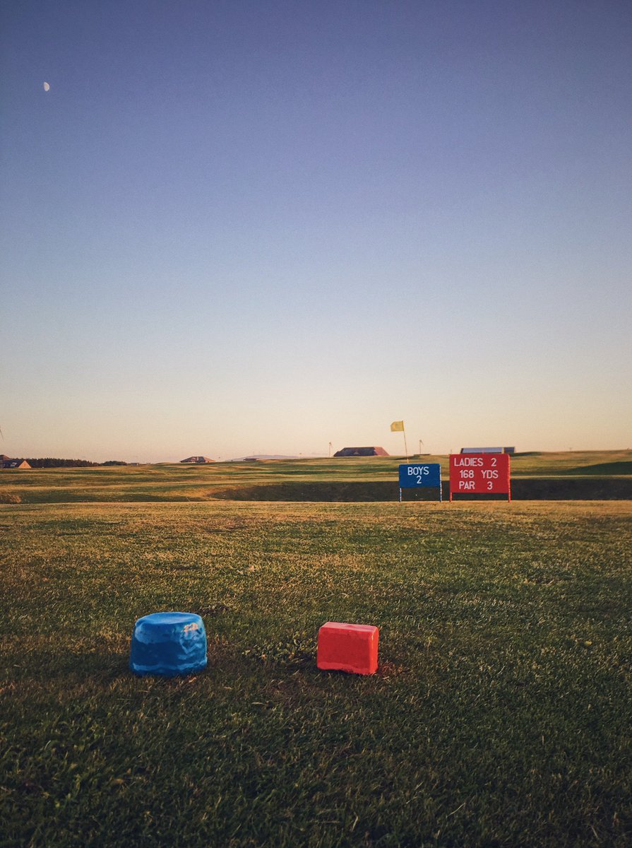 goodsundayz's tweet photo. Last week I did a post about the sleeper in @Crudenbaygolf and added value for us as visitors.
I also think the #teeboxes in @inverallochygc are especially cool. Hand-painted with #ship #paint you can feel exactly the #passion of the members for this great #links #course. https://t.co/R9ngEvBHVo