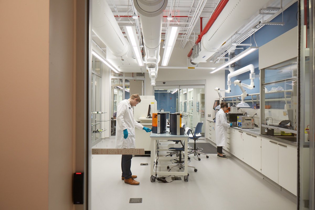 Arkema_group's tweet photo. We open a 3D Printing Center of Excellence at Exton 🇺🇸 to develop next generation of #specialtymaterials and high performance UV-curable resins for #sports #electronics #3Dprinting https://t.co/aWpl5j7Quf https://t.co/2WoZzcpWL5