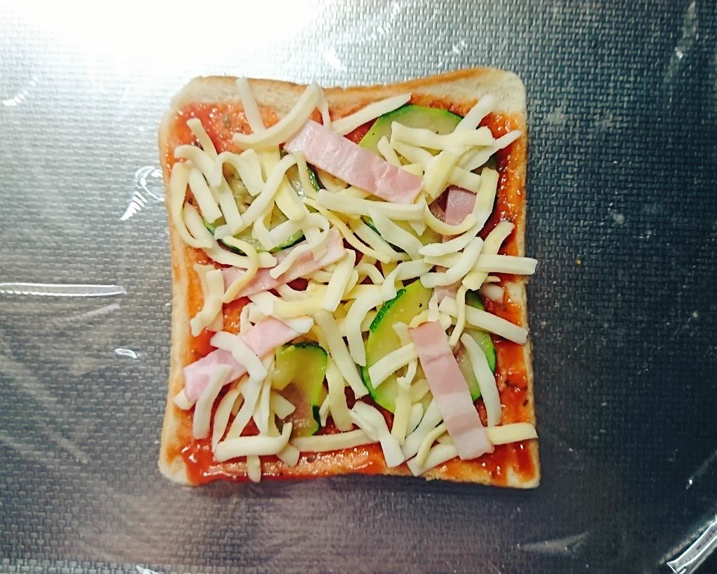 パパママ必見！忙しい夏休みに作り置きピザトーストはいかが？