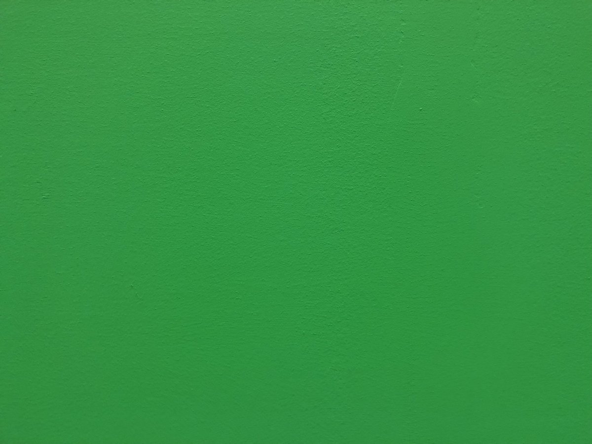 Uusi työpisteeni. Juuri sellainen kuin toivoinkin.