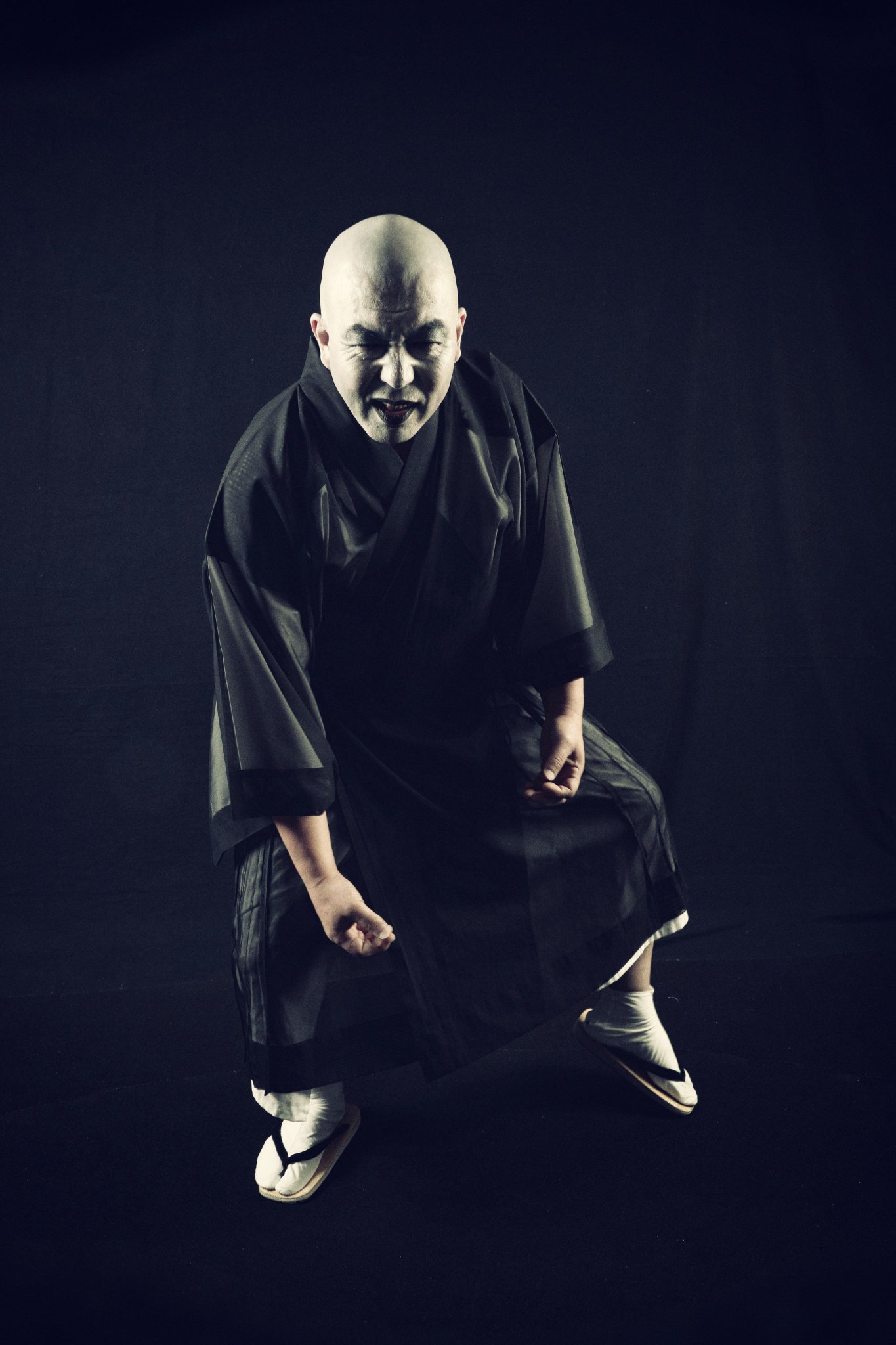 『ヘドバン』編集部 on Twitter