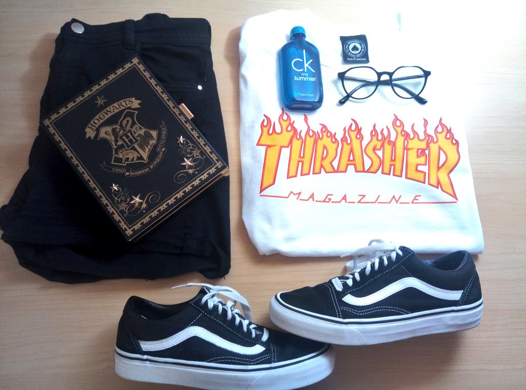 Daliasdy's tweet image. Un pequeño conjunto inspirado en @iriva_ 💗 El verano no siempre gana 💥 instagram.com/p/BlpvGN8BIjN_…