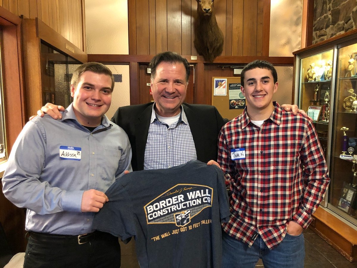 Racy1Eva's tweet photo. #Addison #HILLSBORO, Oregon School District Pays Out $25,000, Apologizes to Student Disciplined For Wearing Pro-Trump Shirt

#AddisonBarnes #Winning  got bounced from class but after a judge rules in his favor, the Hillsboro district settles his case

Ironic:Liberty High School🤣 https://t.co/ERpb8YwJuK