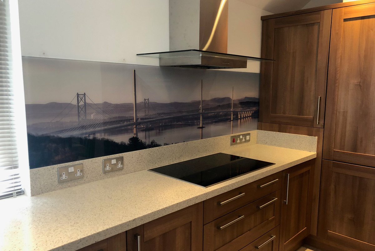 intaglioglass's tweet image. Wow! A digitally printed glass splashback of the new Queensferry Crossing bridge! A very happy customer!
#glassintaglio #intaglioglass #digitalprintsplashback #digitalglasssplashback