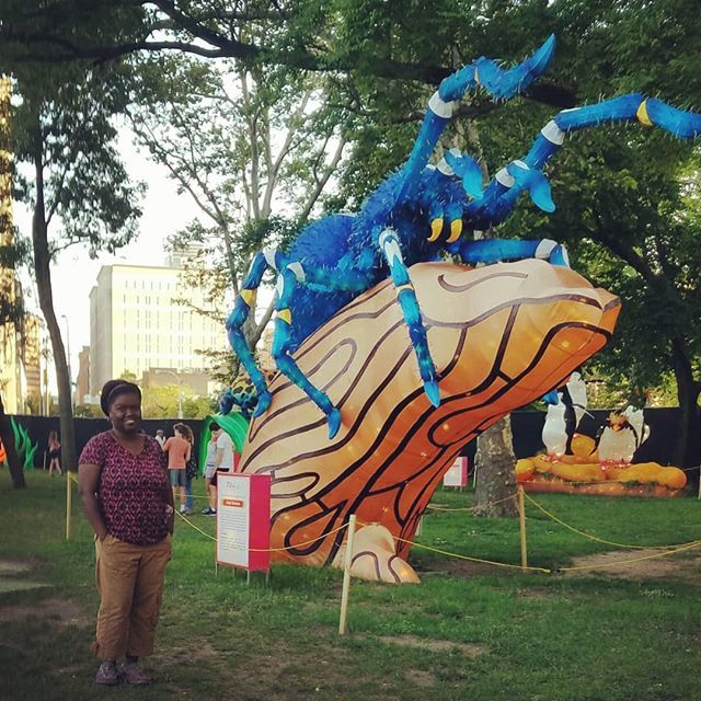 OnicaCupido's tweet image. Interesting fact about me. I like spiders. They come in so many different colors, shapes and sizes.
.
Plus they&apos;re very creative with their web designs. Yup. Spiders are different but still cool. .
.
#tmfblog #spiders #animalscience #PhillyLanternFest #g… ift.tt/2mGvDQY