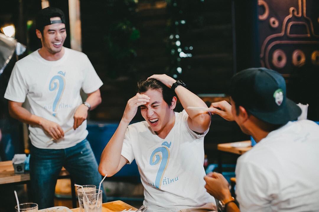 โปรดระวังฟันปลอม #boy_pakorn หลุดมาเฉาะหัว !!! ,, ดูกันรึยังง !! คนดีที่ไหน มีแต่ความเฮฮา เอาไว้สำหรับคนเครียดจากการเรียนหรือทำงาน หรือต้องการมีรอยยิ้ม ** ⚠️ คำเตือน : ระวังยิ้มคนเดียว ☺️ ,, ไปดูกันได้ในยูทูป พิมพ์ว่า “คนดีที่ไหน” 
#khondeeteenhai
#jirayu_jj
#เจมส์จิรายุ