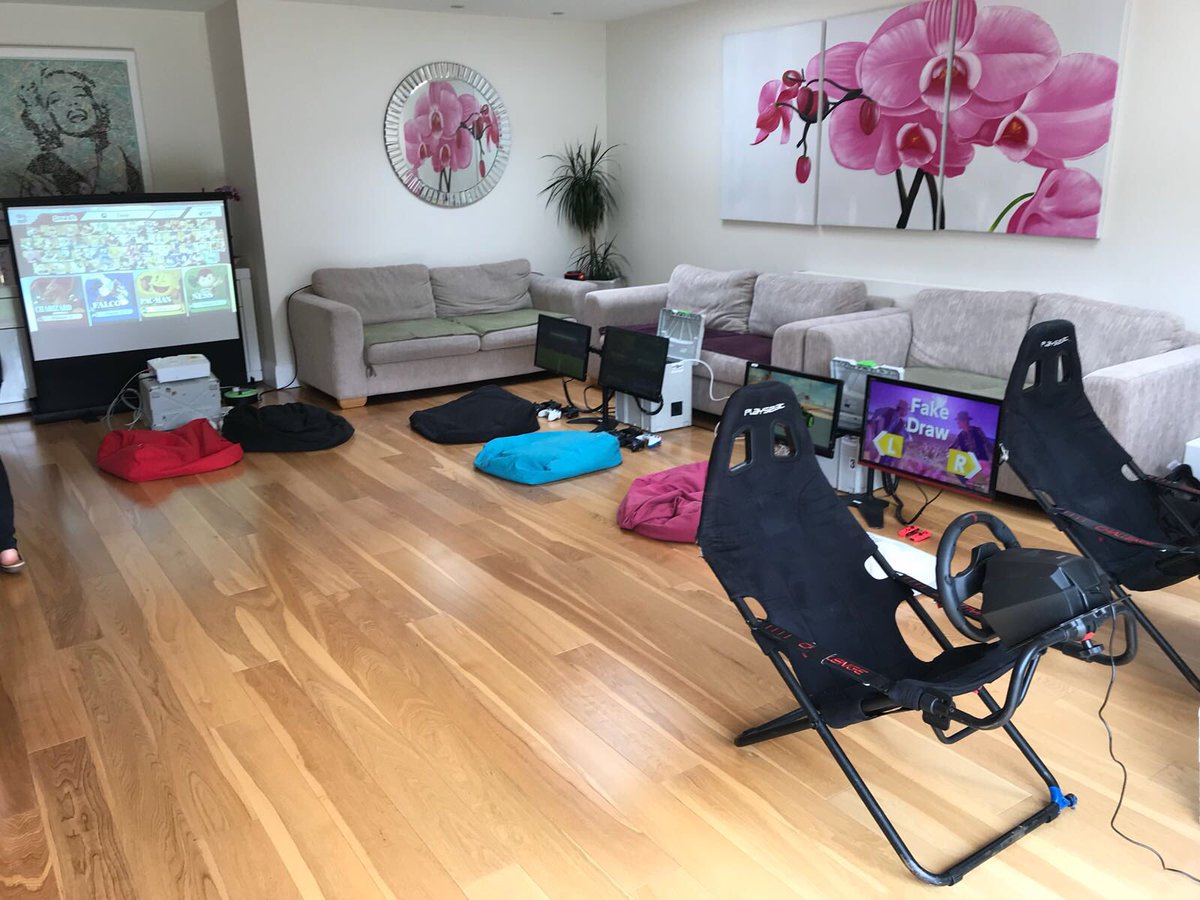 Our ‘Ultimate Gaming Party’ package! #borehamwood #hertfordshire