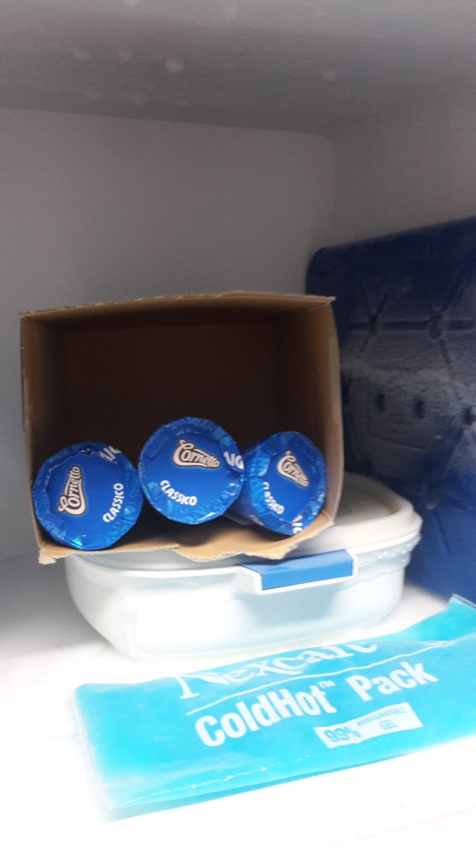 het_Bolwerk's tweet photo. Wie het moet stellen zonder (natuurlijke) airco op het werk: we nodigen jullie uit om twee dagen verkoeling en frisse ideeën te komen opzoeken in het binnenfort #hitteplan #hittegolf #howtosummer #cowolove #klimaatvluchtelingen #solidariteit #testenisgratis #bardoffice https://t.co/PAk4P1Nup4