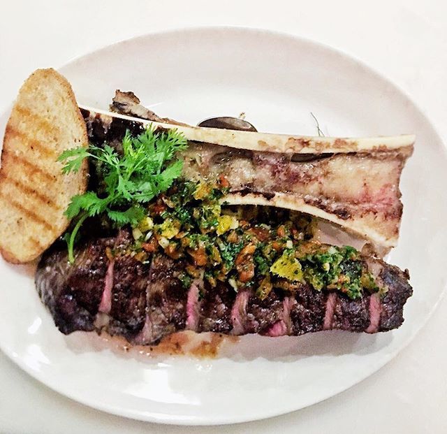 OlssonsSalt's tweet photo. While in Portland, Oregon || #BrandtBeef (Oregon producer) 28 day dry aged strip loin at @ImperialPortland, served with roasted bone marrow || swoon 😍.
#OlssonsSalt #AdventuresWithAlex https://t.co/dwgWDubgxN https://t.co/glCUlSobJK
