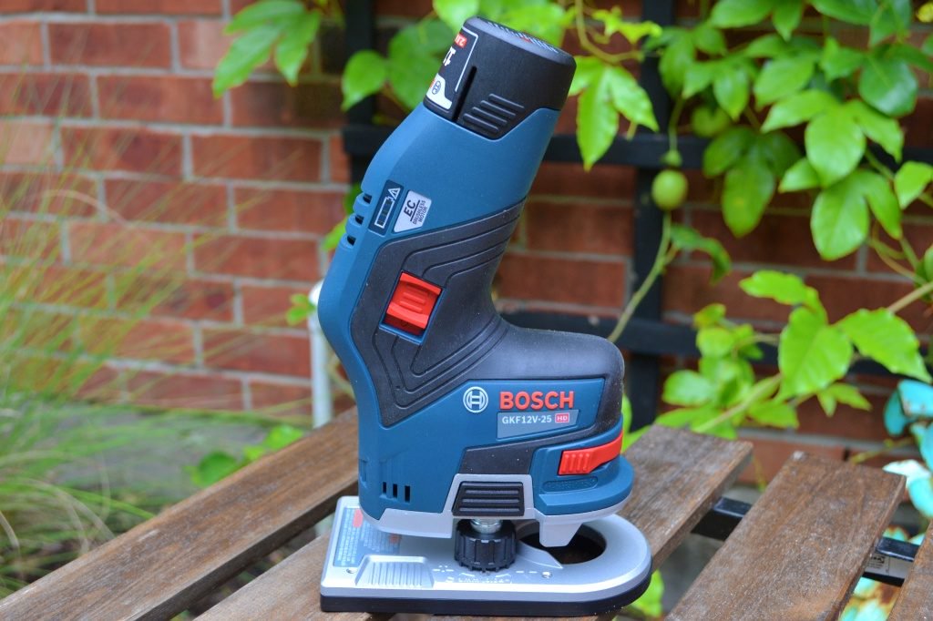 Tools In Action On Twitter Bosch Cordless Palm Router Review