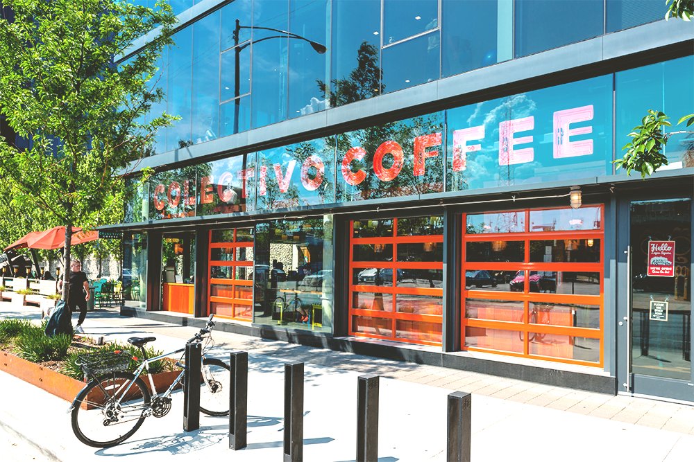 liveam1980's tweet image. Starting our day with @ColectivoCoffee. Open at 6:30 every morning, this Logan Square café is a convenient spot to get some work done or grab a cup of coffee on your way to the California Blue Line stop #AM1980Neighbors