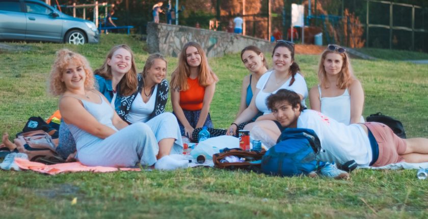 EnjoyRussian's tweet photo. What is National food party? Watch the video to find out! 
https://t.co/AwAi3QZDhP

#enjoyrussian #russia #studyabroad https://t.co/DJmOGV0Ejo