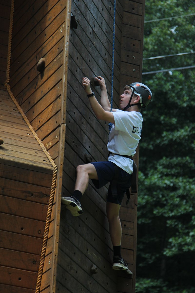 RamahDarom's tweet photo. From campers to leaders! Whether they are trying something out of their comfort zone or working together as a team, every camper is developing their #21stcenturyskills and displaying true leadership this summer! #growingatcamp #leadershipskills https://t.co/I1rC4ubzHB