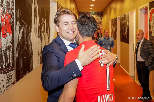 💬 Huiberts: 'Jahanbakhsh heeft met zijn hoge aantal goals en assists laten zien klaar te zijn voor een volgende stap.'

➡️ Check: bit.ly/2NL3p2S 

#AlirezaBedankt #AZ #transfer <a href="/OfficialBHAFC/">Brighton & Hove Albion</a>