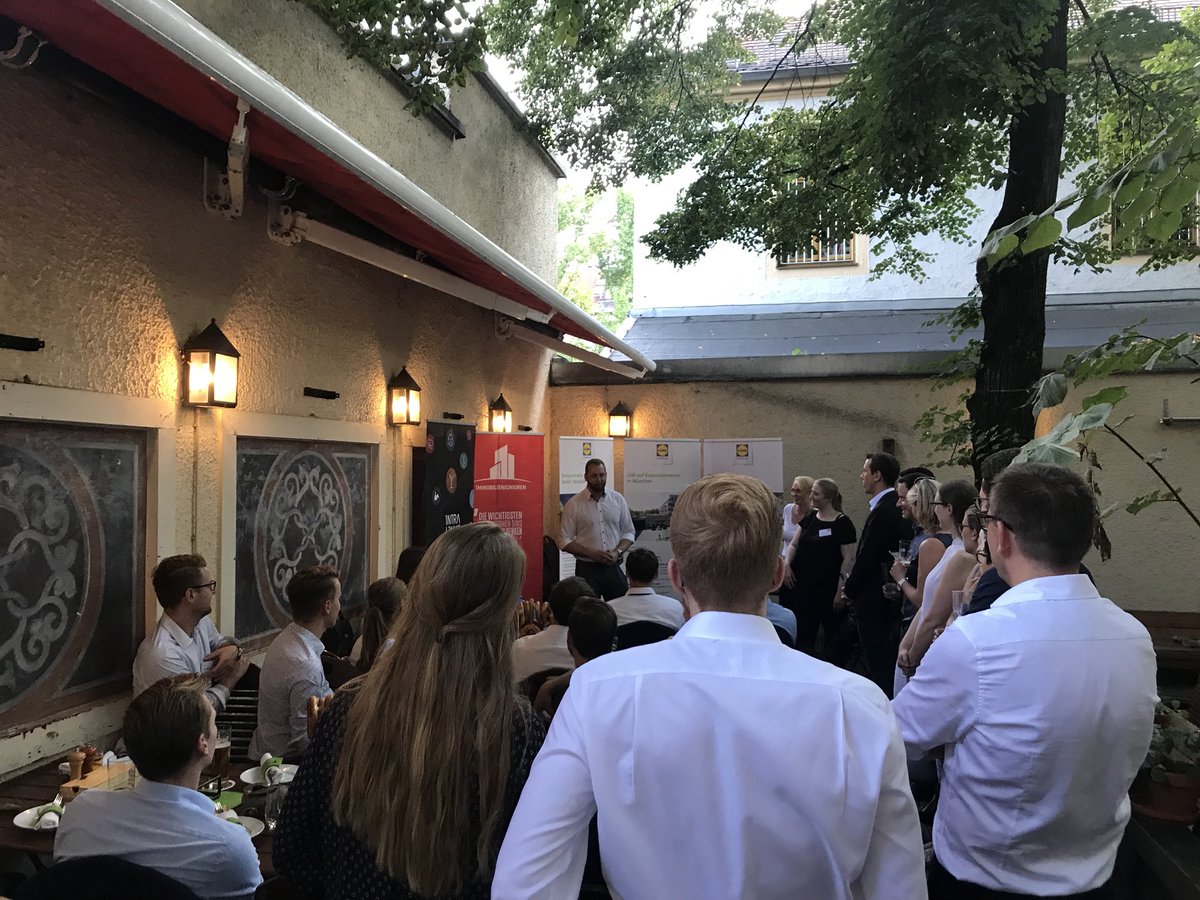 Baumonitoring.com (@baumonitor) on Twitter photo BauMonitoring bei den Münchner <a href="/ImmoJunioren/">immobilienjunioren</a>. Marek Franz erklärt die Sicht von <a href="/lidl/">Lidl in Deutschland</a> auf die Immobilientrends der Zukunft aus Sicht von Lidl BauMonitoring bei den Münchner <a href="/ImmoJunioren/">immobilienjunioren</a>. Marek Franz erklärt die Sicht von <a href="/lidl/">Lidl in Deutschland</a> auf die Immobilientrends der Zukunft aus Sicht von Lidl