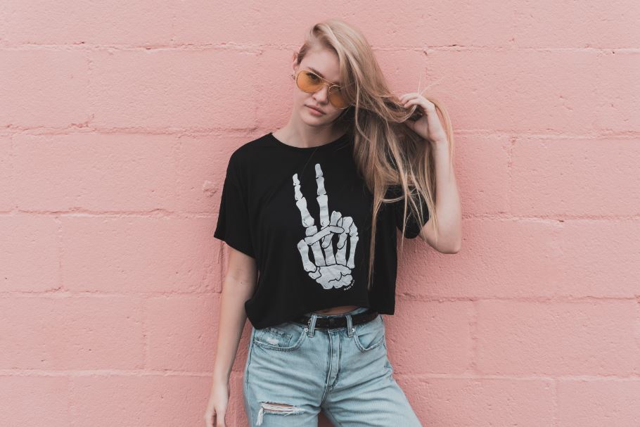 ShipMeShirts's tweet photo. "Life is too short to wear boring clothes."
#WednesdayWisdom #Shirts #Clothes https://t.co/dyRRf1tC7w