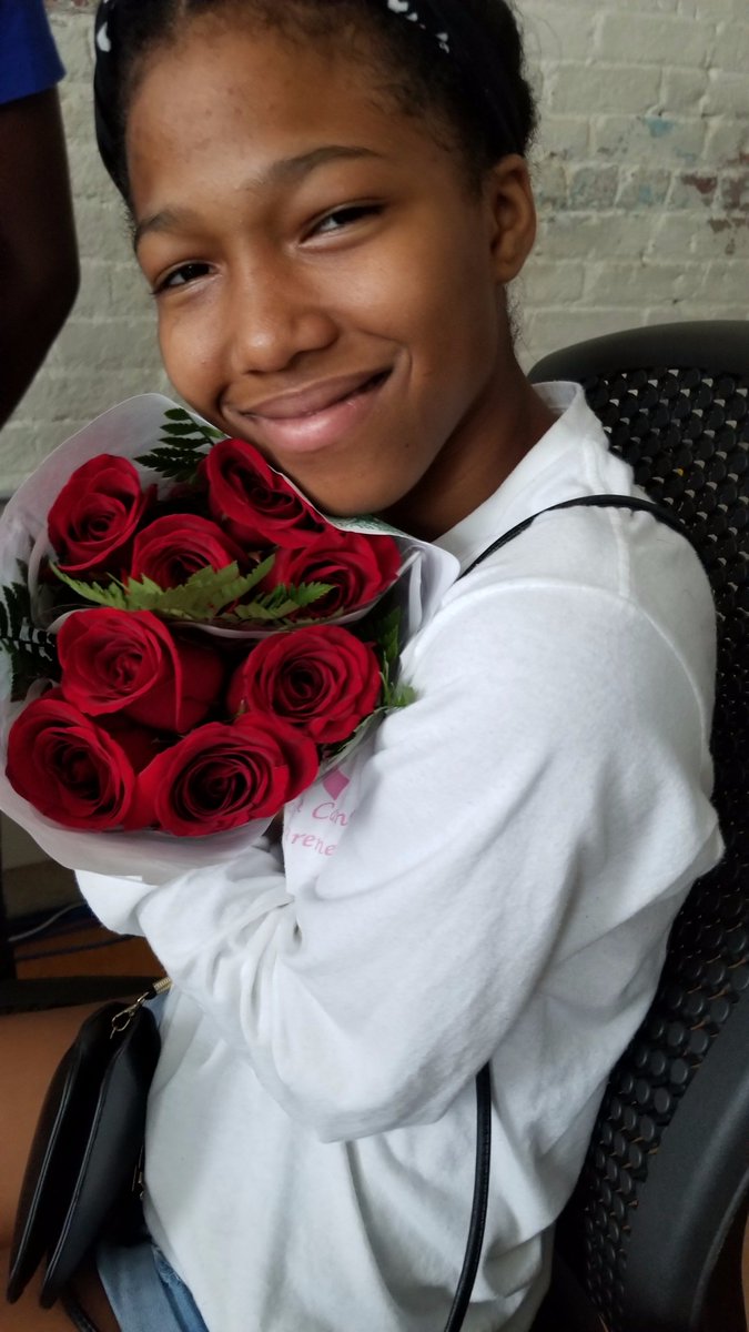 PereiraShanya's tweet photo. Jonairy celebrates her 16th birthday with the @MetaBronx Family
@TheGlassFiles @BronxSoftware @StartupLearning 
#HappyBirthdayJonairy 
#Apprentices
#MetaBronx
#TheGlassFiles
#StartupLearning
#BronxSoftware https://t.co/dmnop9uzt8