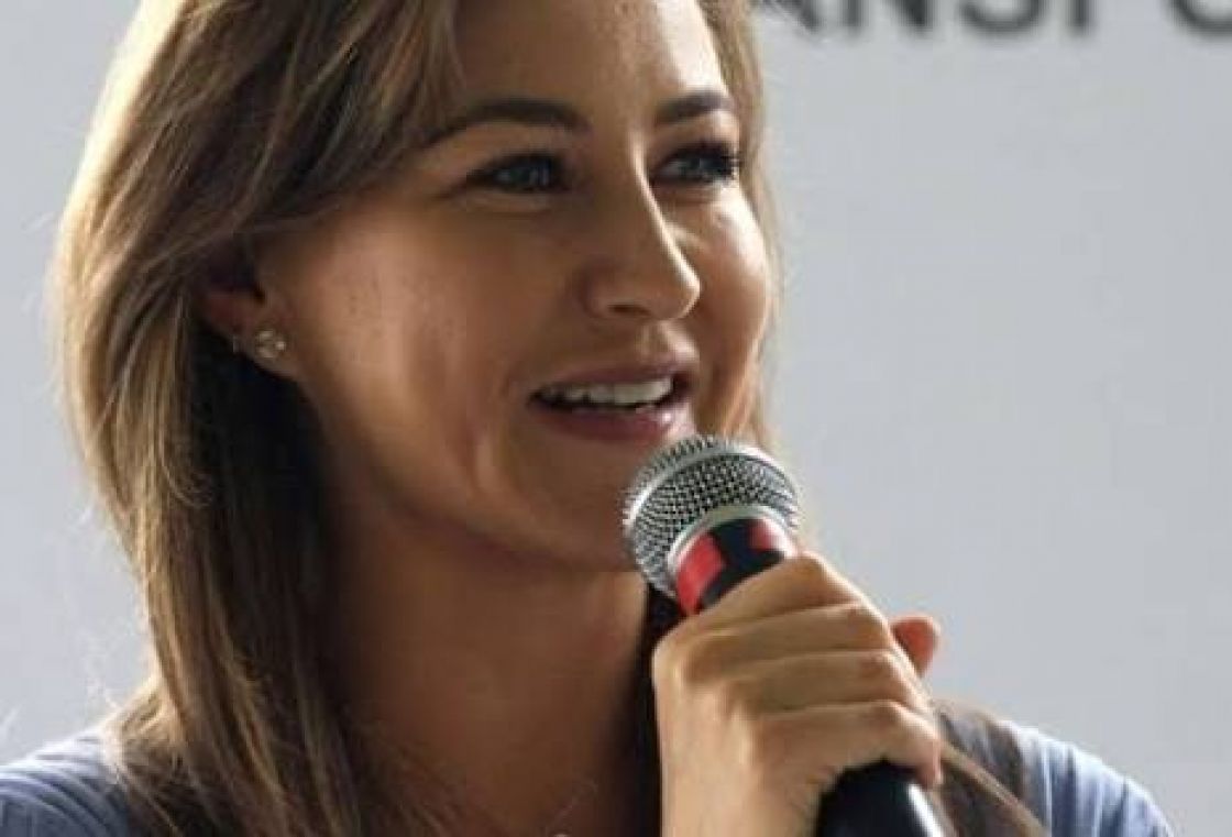 Ultrapuebla's tweet photo. #ENTÉRATE l @MarthaErikaA anuncia a su equipo de transición.

El equipo de transición de la gobernadora electa, Martha Erika Alonso Hidalgo, estará conformado por... 📝➡️ https://t.co/COaZRJph1O https://t.co/iMs1J3pZns