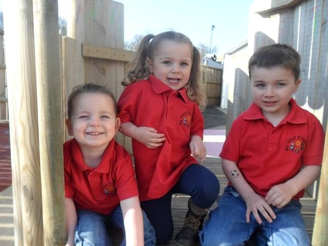 MyFirstFriends3's tweet photo. Uniform isnt compulsory but we have polo shirts and jumpers you can purchase!  https://t.co/GdNcY4jNvC #MyFirstFriends #Childcare #Rubery https://t.co/PoxQaavmKm