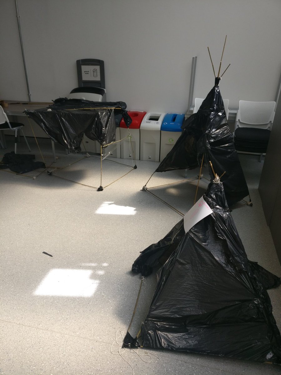 Had so much fun today pretending to be an engineer building bridges and shelters #scicomm #wpfellow