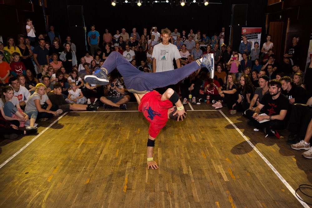 battleoftheeast's tweet photo. Impressionen vom ersten Qualifier zum #vitacolaKOTC 2018 beim #Fishbattle in Rostock...#vitacola #bboy #rostock 📸 @Mightymonky https://t.co/dpj5SSzJSX