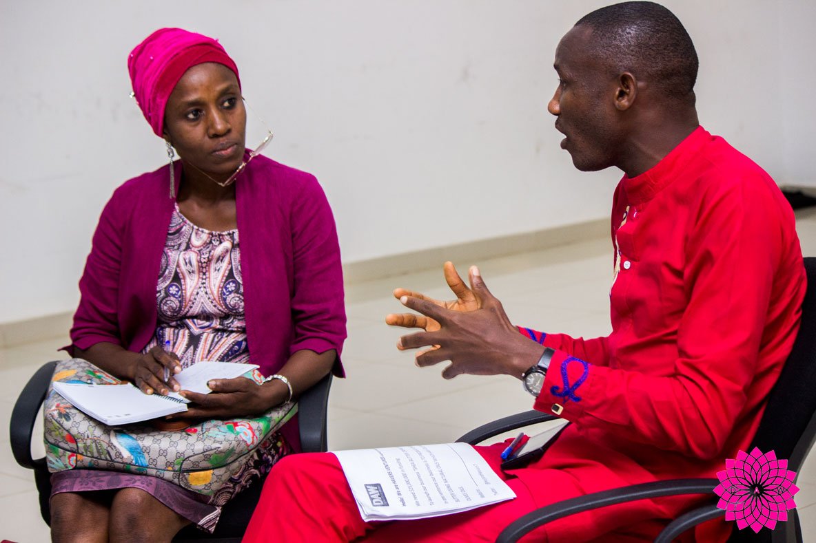 WomanDigital's tweet image. Our facilitator is Mr Pokyes Kavwam on creative content writing &amp;amp; pitch
#empower #engage 

#TrainedByDAW #ClickonKaduna @KadHub @KDMobp #selfawareness  @GovKaduna #Training #DigitalAfricanWoman
@K_hadi8  @CMChileshe @Dattijo