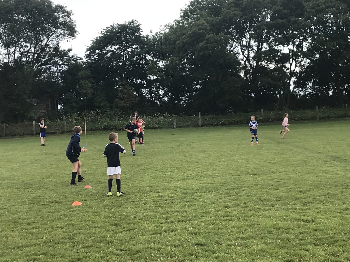 DRFCDevelopment's tweet photo. A few highlights of the Summer Camp so far!
Plenty of game time and skills work for all P1-P7 Players! https://t.co/8otG33T7ak