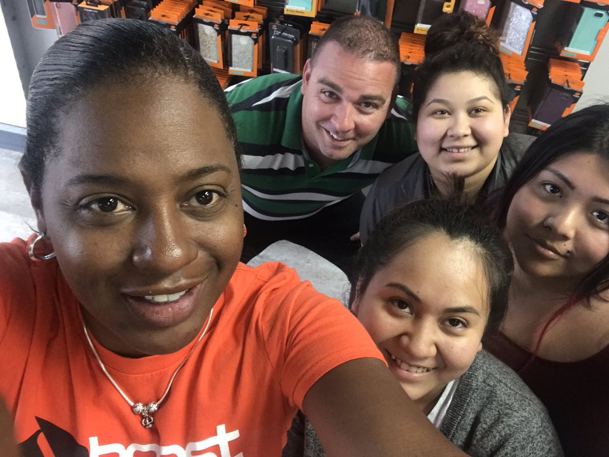 LaKeysha@SPG tweet media