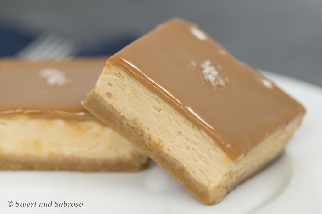 sweetandsabroso's tweet photo. Heavenly Salted Dulce de Leche (Caramel) Cheesecake Bars https://t.co/szrWwVEXZa https://t.co/4YsyDxSLoY