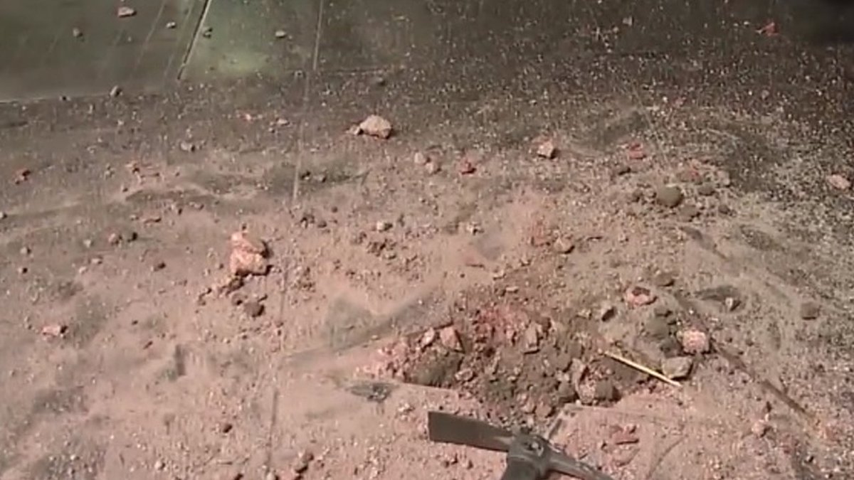 President Trump's star on the Hollywood Walk of Fame was destroyed early this morning. bit.ly/2LDGGbQ?utm_so… https://t.co/Hi0cDrgBe4