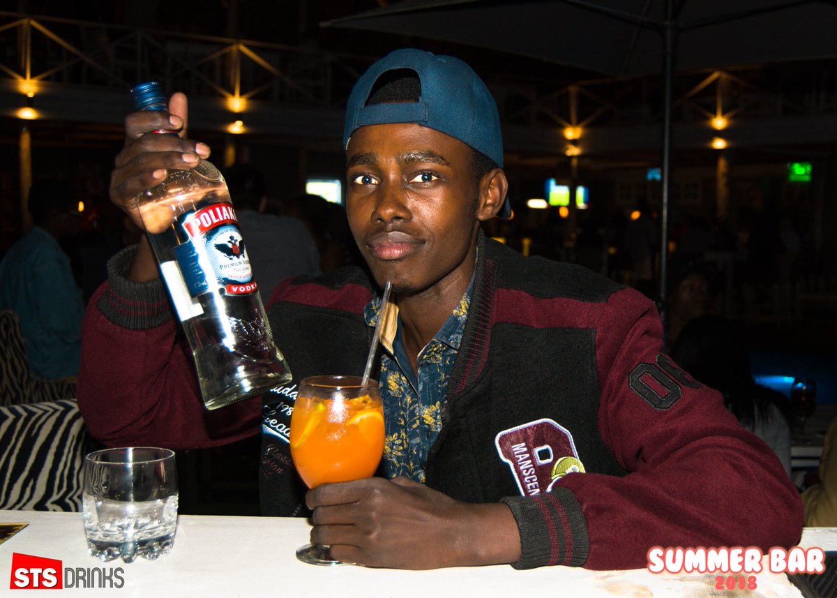 StsDrinks's tweet photo. ☀️ Don't miss The #SummerBar at #pilipili 🍹 Enjoy delicious Signature Cocktails the whole summer with your friends ! #PoliakovVodka #Label5Whisky #TiscazTequila @StsDrinks #RwOT https://t.co/UfznaRlTyq