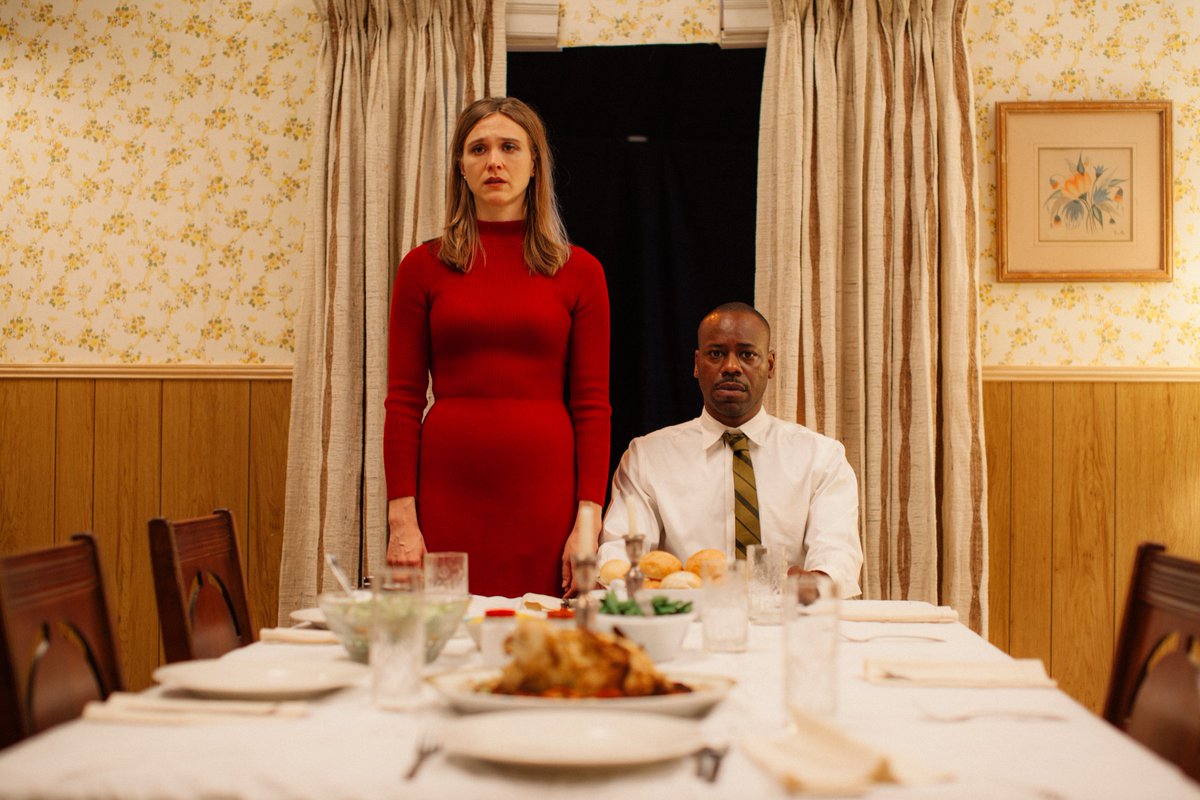 f_immersive's tweet photo. [FOCUS] "Dinner Party" de @angelmanuelsoto 👽🛸 - Produit par @Skybound et @ThisIsRYOT // Catégorie #Fiction.

🔎 Plus d'infos : https://t.co/hXV1Pc1r8c  #VRArlesFestival #VR #RéalitéVirtuelle #Cinéma #Film #DinnerPartyVR https://t.co/BtnxYmogr7