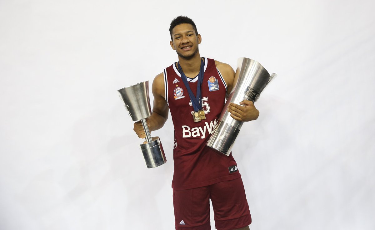 +++ TRANSFER-NEWS +++ @jallow88 wird für ein Jahr zu den <a href="/MHP_RIESEN/">MHP RIESEN Ludwigsburg</a> verliehen. Wir wünschen Dir eine erfolgreiche Saison, Karim! ✌Mehr Infos: bit.ly/2v1no5V. // Karim #Jallow on loan to Ludwigsburg.