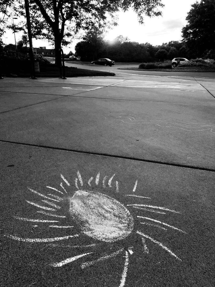 dakotalib's tweet photo. Day #3/7 of #LibraryLife  challenge! Parameters: b/w photos of library life. No humans. No  explanations. Challenge someone new everyday. Today we challenge @ScottLib_MN ! #LibrariesAreForEveryone #makerspaces #kidscrafts #sunshine #dakotalibrary https://t.co/iNARnEaIxL