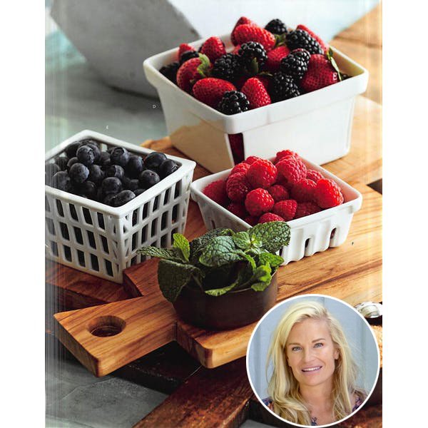 CottagesGardens's tweet image. Check out our latest #designercorner feature where interior designers @BrittanyBromley, #DarrylCarter, @DesignTherapy, @MARYMCDONALDINC, #KerryDelrose and @RobertPassal share their must-haves for summer entertaining.

cottages-gardens.com/Connecticut-Co…